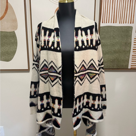 37. Altar’d State Tan Multicolored Pattern Open Cardigan - Picture 1 of 9